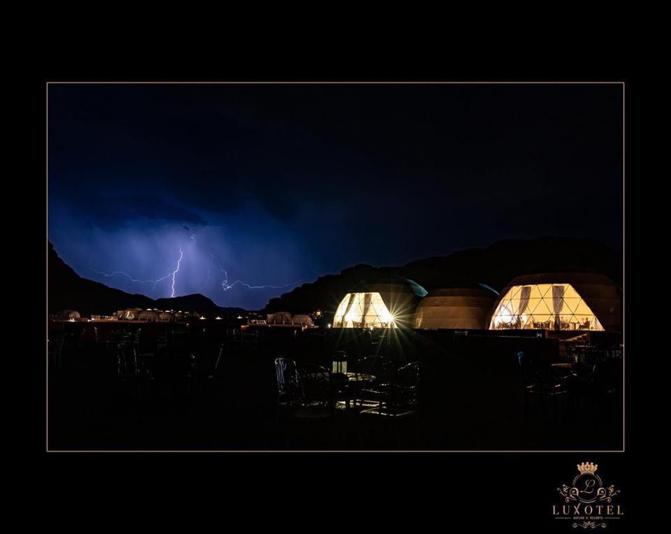 Wadi Rum Ufo Luxotel Extérieur photo