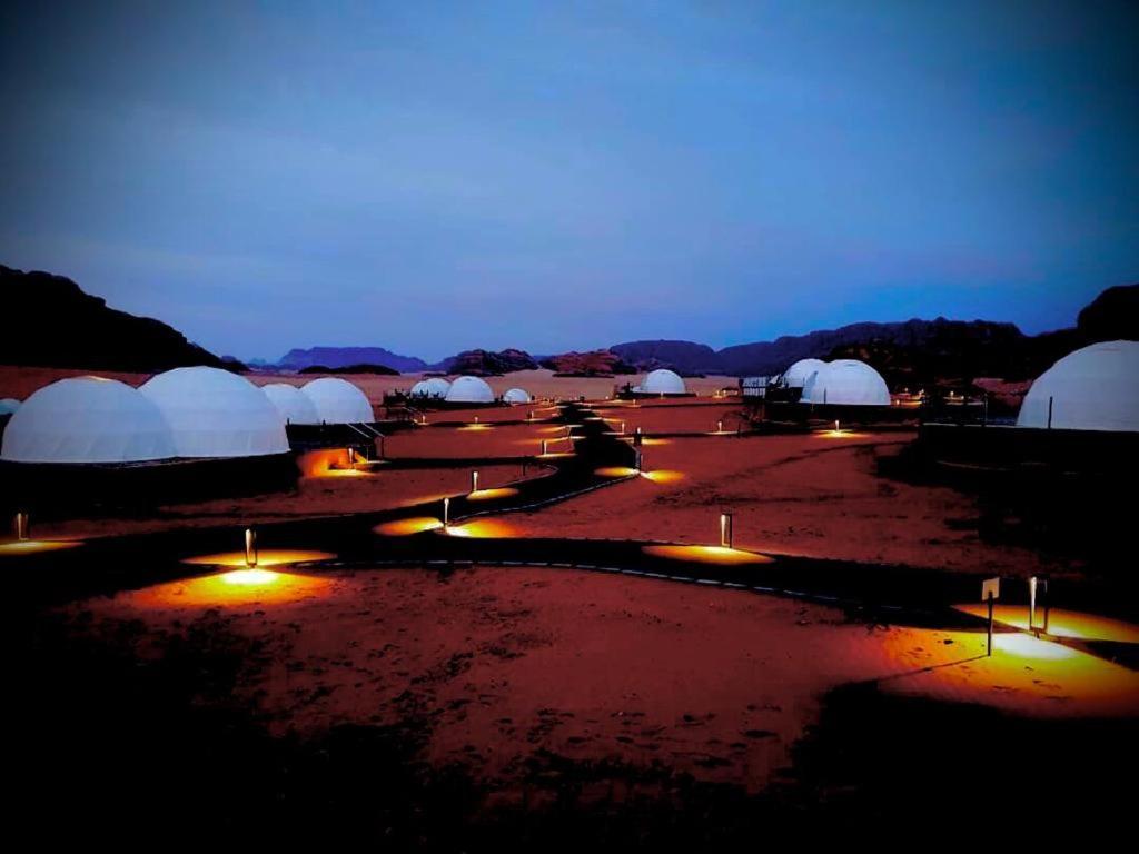 Wadi Rum Ufo Luxotel Extérieur photo