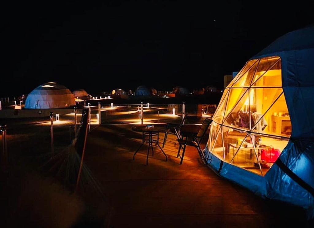 Wadi Rum Ufo Luxotel Extérieur photo